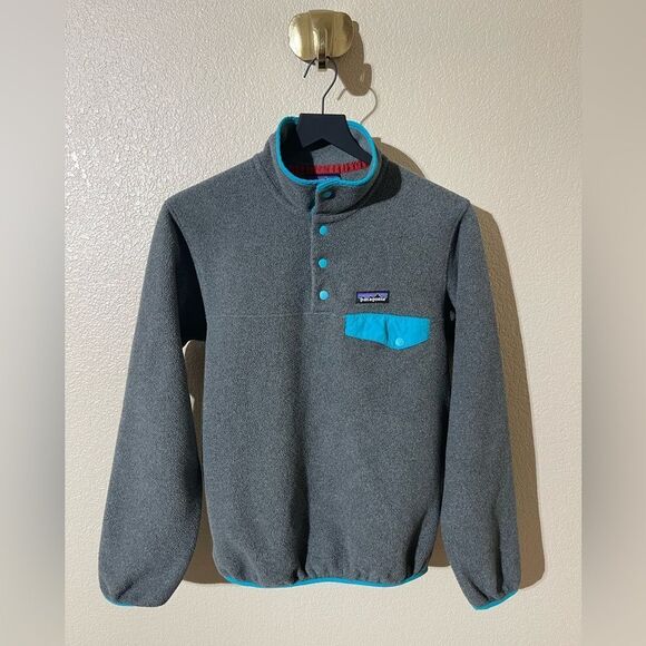 Patagonia Synchilla Gray Sweatshirt - Picture 2 of 7